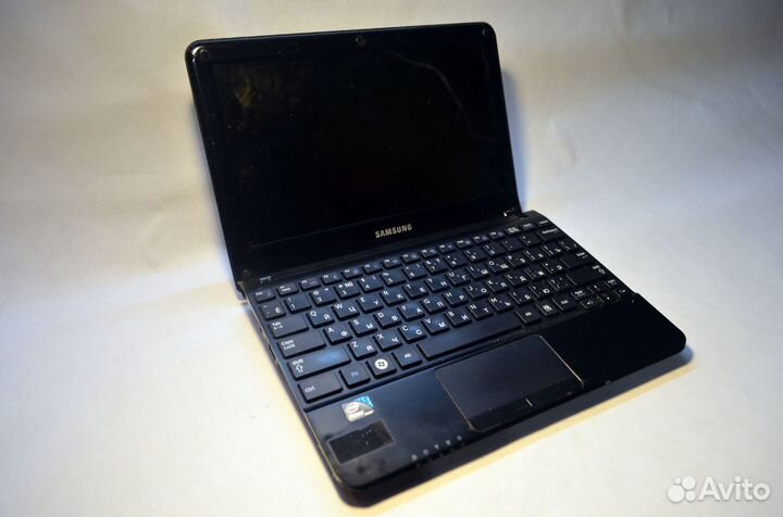Нетбук Samsung nc110p
