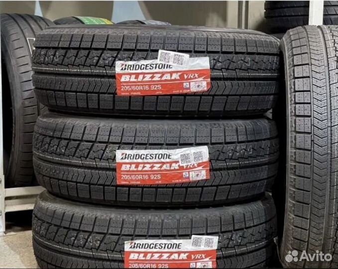 Bridgestone Blizzak VRX 205/60 R16