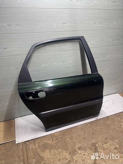 Дверь задняя правая Volvo s80 99г