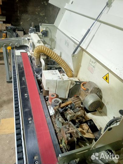 Автоматический кромкооблицовочный станок