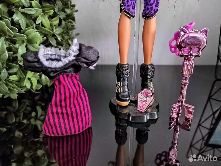 Кукла Монстер Хай Клодин Вульф