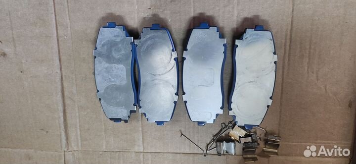 Тормозные колодки Mitsubishi Pajero Sport 3