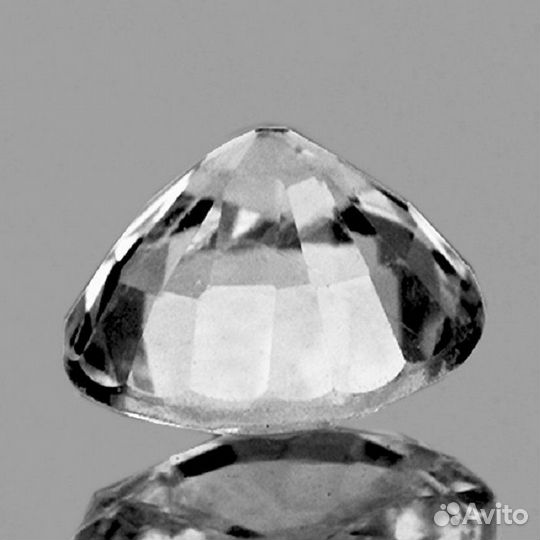 Сапфир натуральный 0,50Ct 4,7мм VVS Цейлон