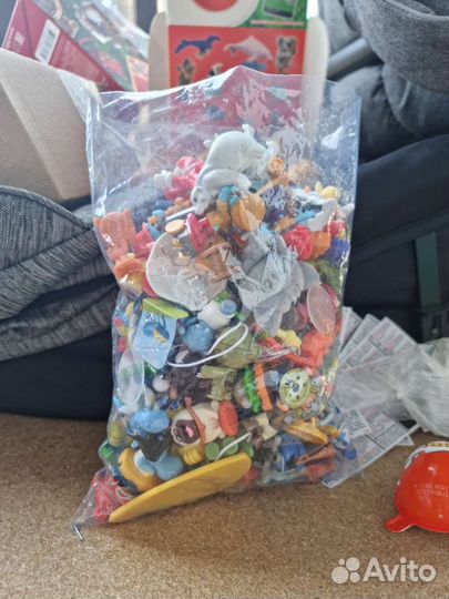 Игрушки kinder пакетом