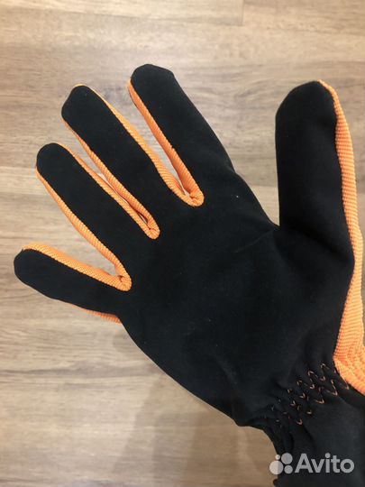 Перчатки