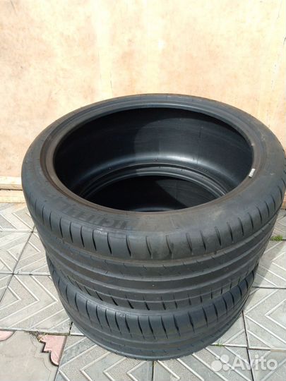 Michelin Pilot Sport 4 S 275/35 R21