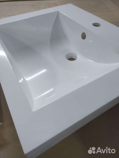 Раковина на тумбу для ванной