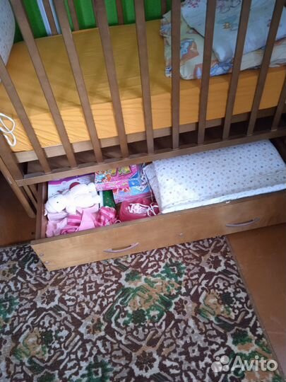 Продам итальянскую детскую кроватку