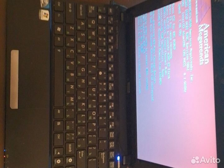 Продам нетбук asus