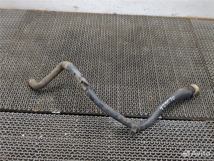 Горловина заливная топливная BMW 7 E65, 2005