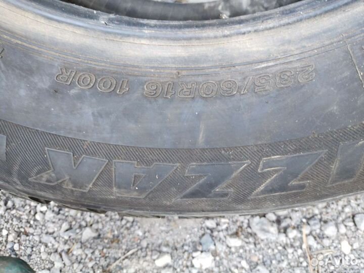 Bridgestone Blizzak WS-60 14/6 R16