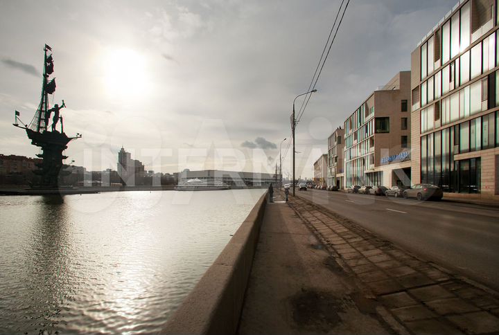 Продам офисное помещение, 392 м²