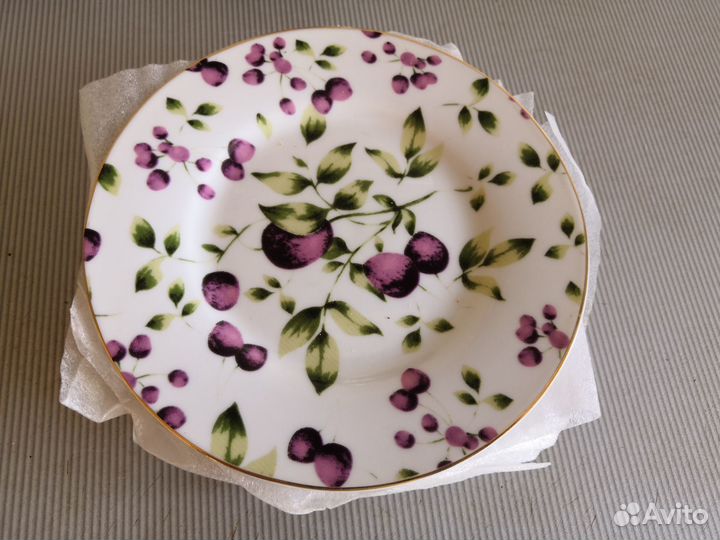 Набор тарелочек (блюдец)