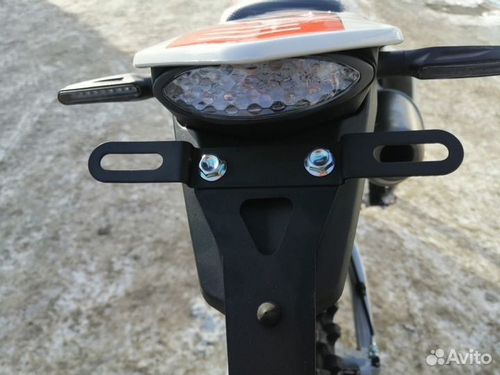 Мотоцикл Avantis A5 (PR250/172FMM-5) Витринный