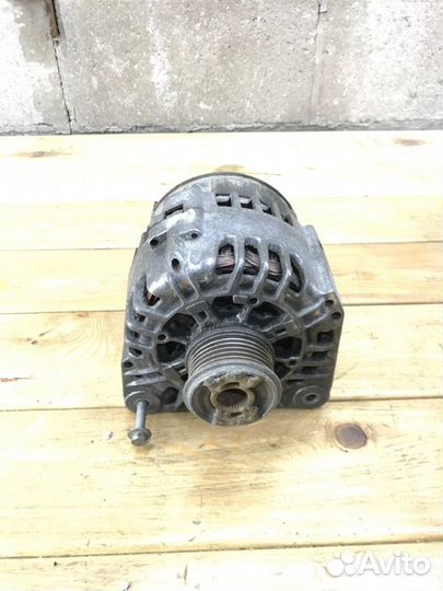 Генератор Лада Ларгус универсал K9K 8796 2009