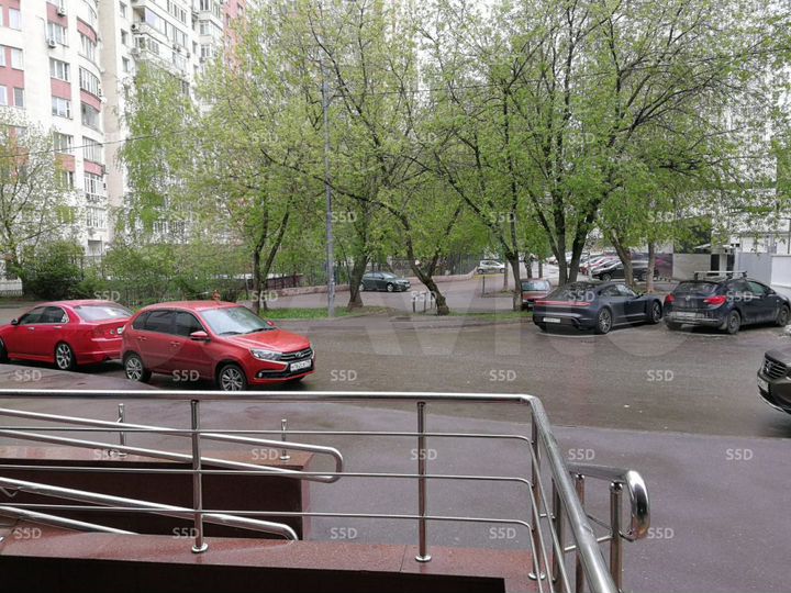 Продам торговое помещение, 1596.9 м²