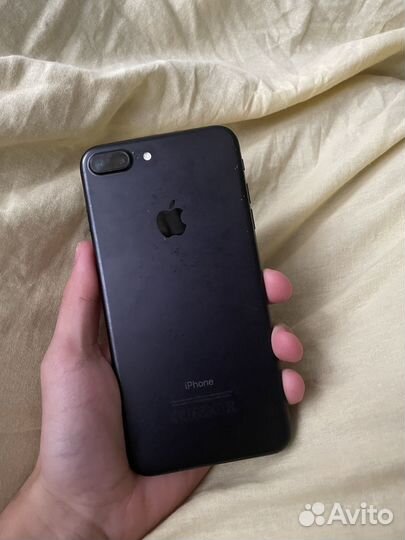 Телефон iPhone 7 plus