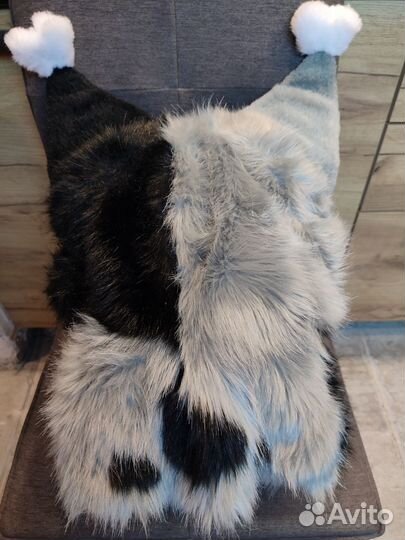 Фурсьют с хвостом и лапками