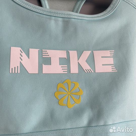 Топ nike swoosh training