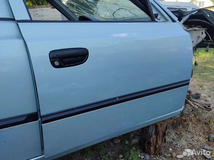 Дверь на hyundai accent передняя светло бирюзовая