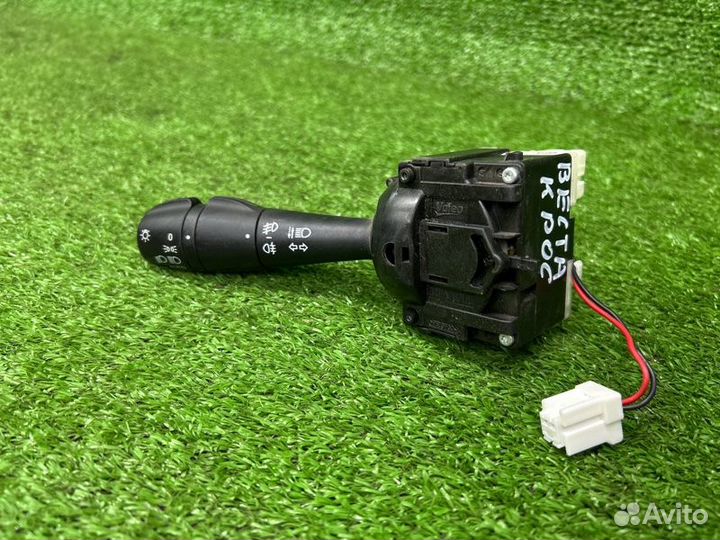 Переключатель поворотников Ваз Vesta Cross