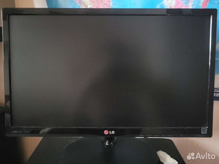Монитор LG 22дюйма