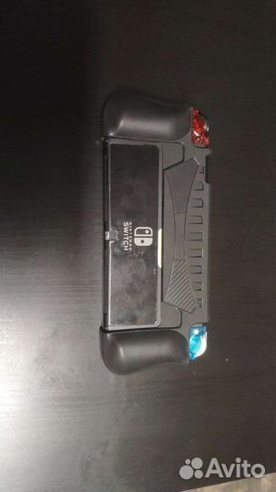 Чехлы и аксессуары Nintendo Switch