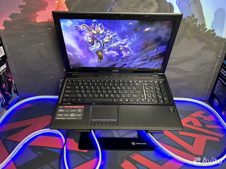 Игровой ноутбук MSI i7 GTX 16GB озу 4GB видео SSD