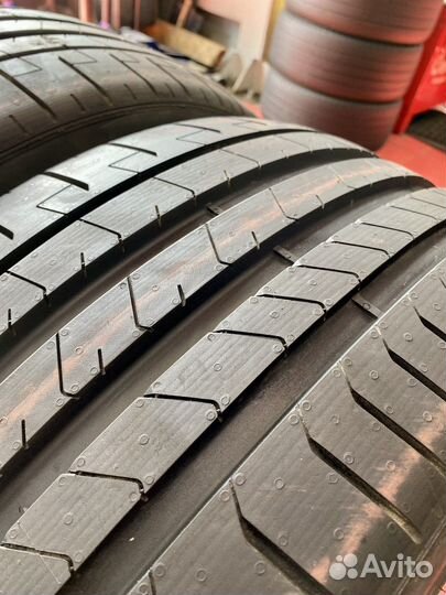 Pirelli P Zero PZ4 275/35 R20