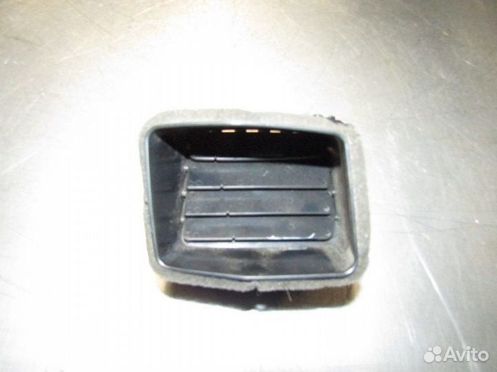 Дефлектор воздушный Outlander (GF) 2012