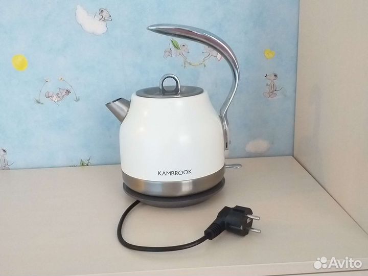 Чайник электрический новый