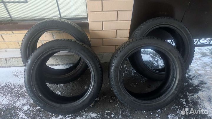 Hankook Winter I'Cept IZ2 225/45 R17 94T
