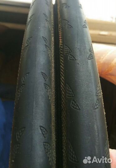 Покрышки шоссейные Continental 700x23c Пара