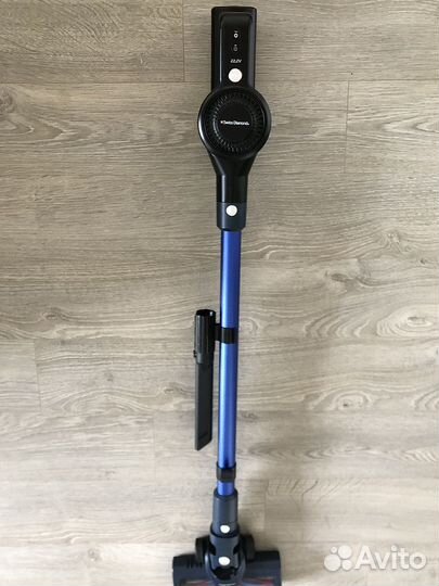 Вертикальный пылесос