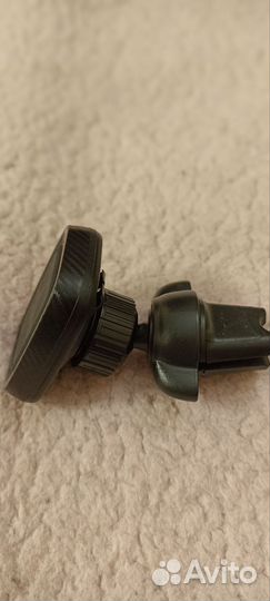 Магнитный держатель для телефона