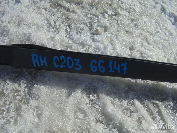 Молдинг крыши правый Mercedes-Benz C180 W203