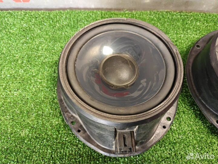 Динамик штатный передний Ford Focus 2 хэтчбек 1.6