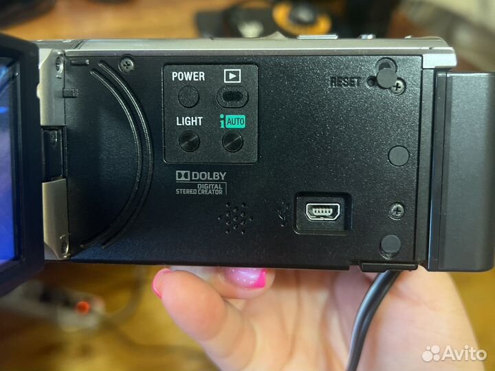 Видеокамера sony dcr sx85e