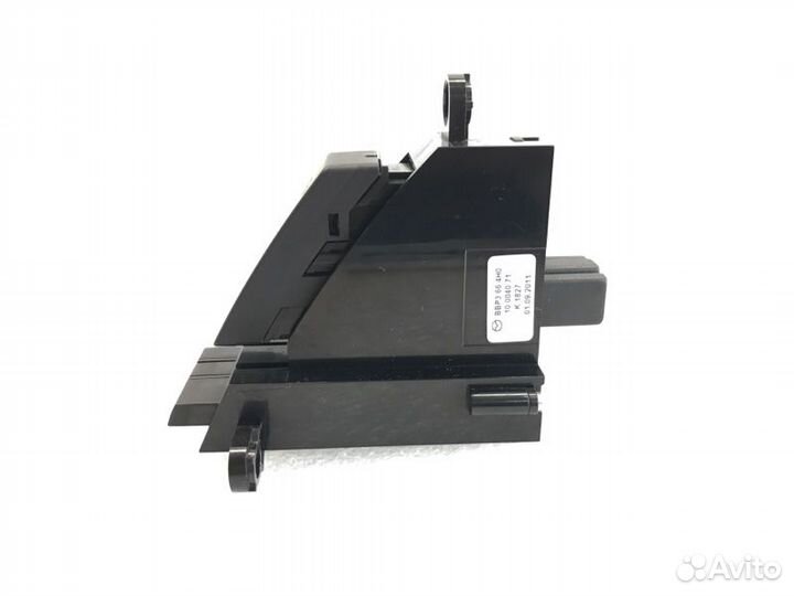 Кнопка аварийной сигнализации Mazda 3Bl седан 1.6