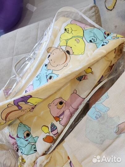 Бортики в кроватку новые