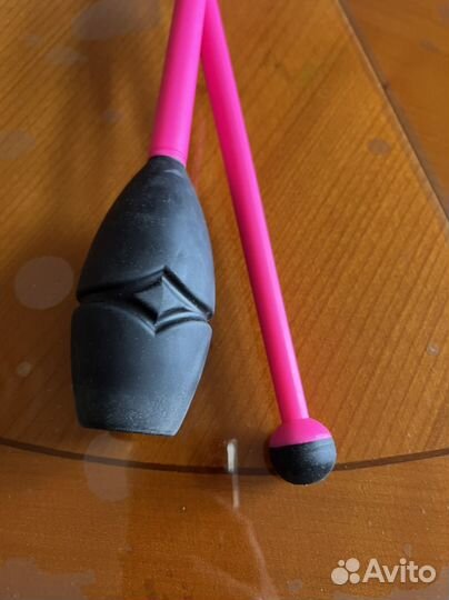 Булавы, обруч, мяч