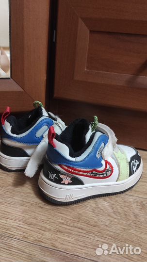 Кроссовки детские