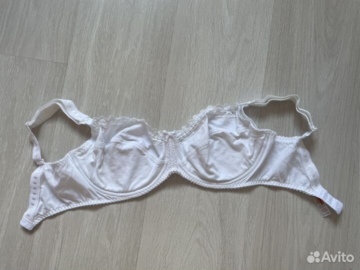 Бюстгальтер