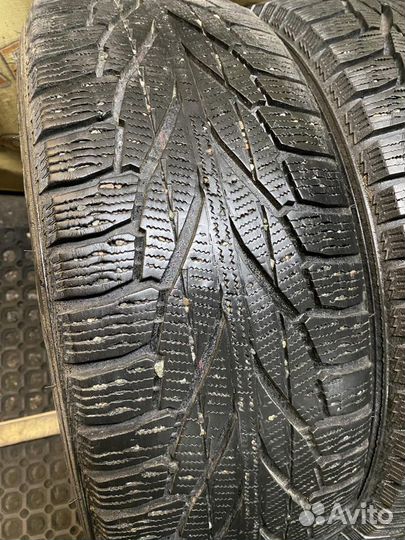 Nokian Tyres Hakkapeliitta R2 SUV 215/60 R17