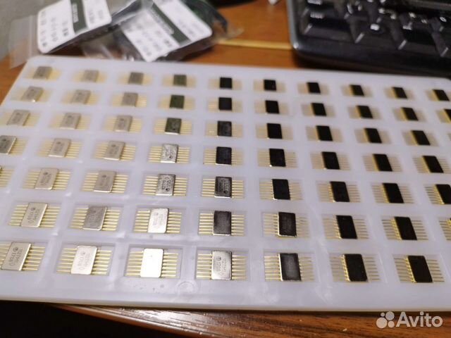 Советские и Российские планарные микросхемы