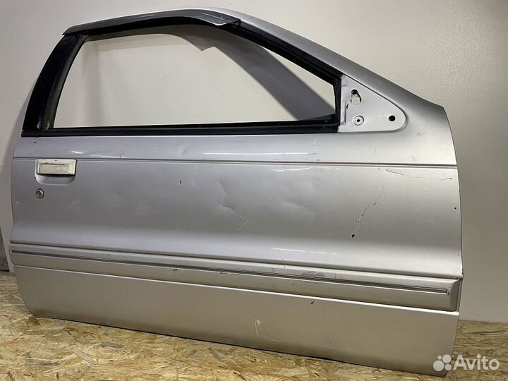 Mitsubishi Mirage Дверь передняя правая