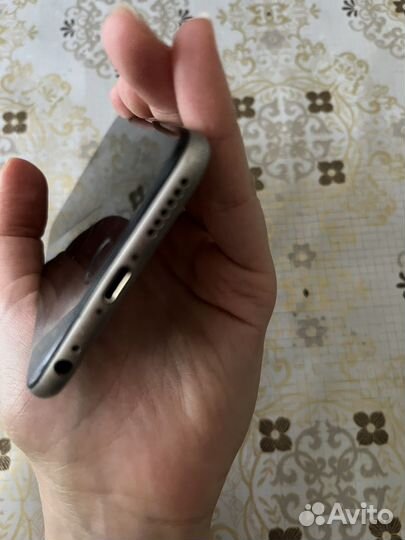 iPhone 6S, 16 ГБ