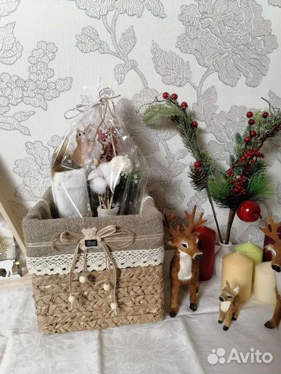 Подарочные новогодние коробки