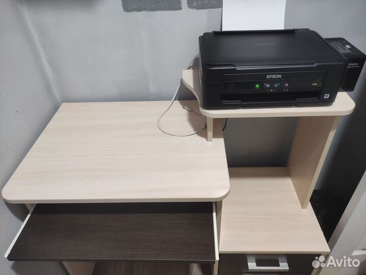 Компьютерный стол