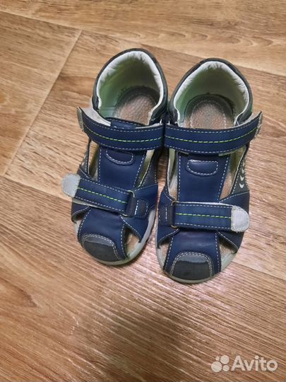 Сандали и чешки